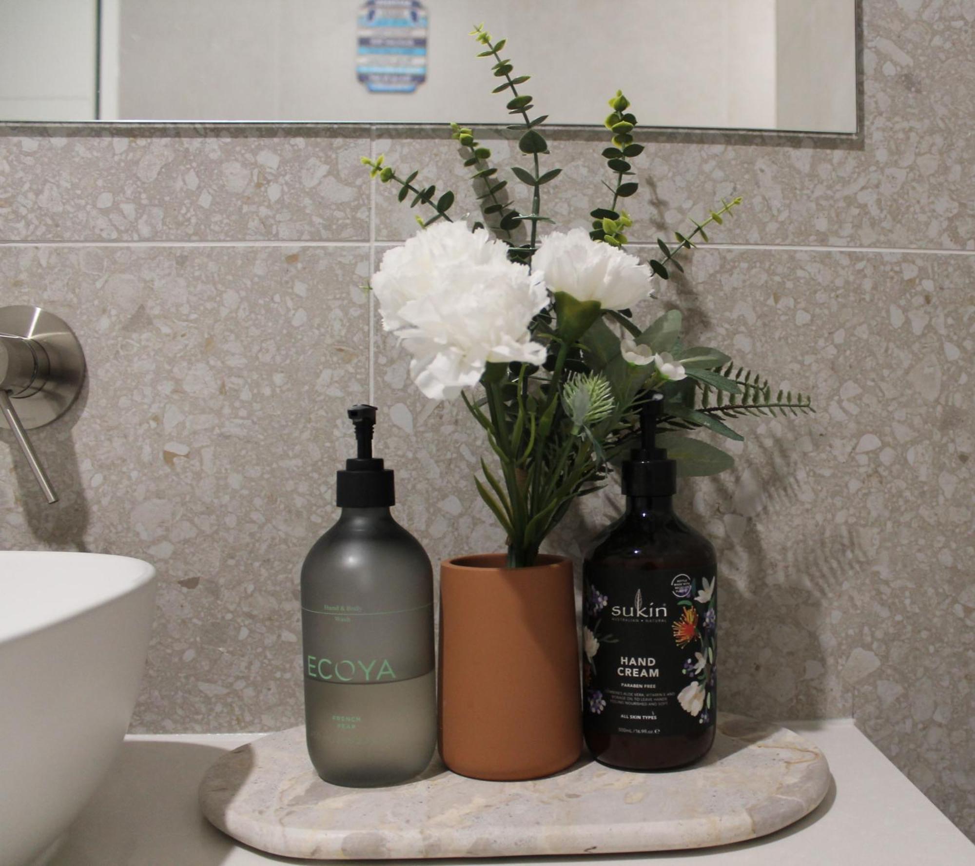 The Woodlands Hideaway - Premium Acreage Guesthouse Browns Plains Esterno foto